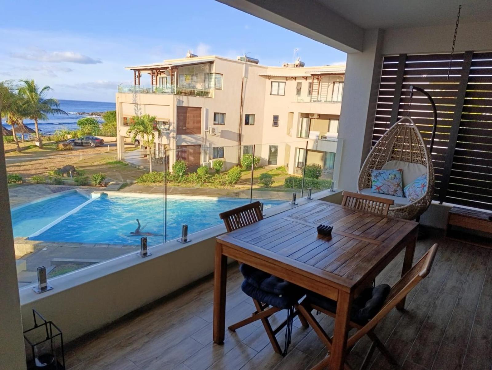 Magnificent Sea-View Apartment Flic-en-Flacq Dış mekan fotoğraf